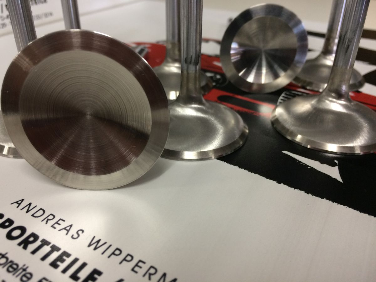 VAX Stahlventile Einlass 45 mm, 7 mm Schaft [5946E]