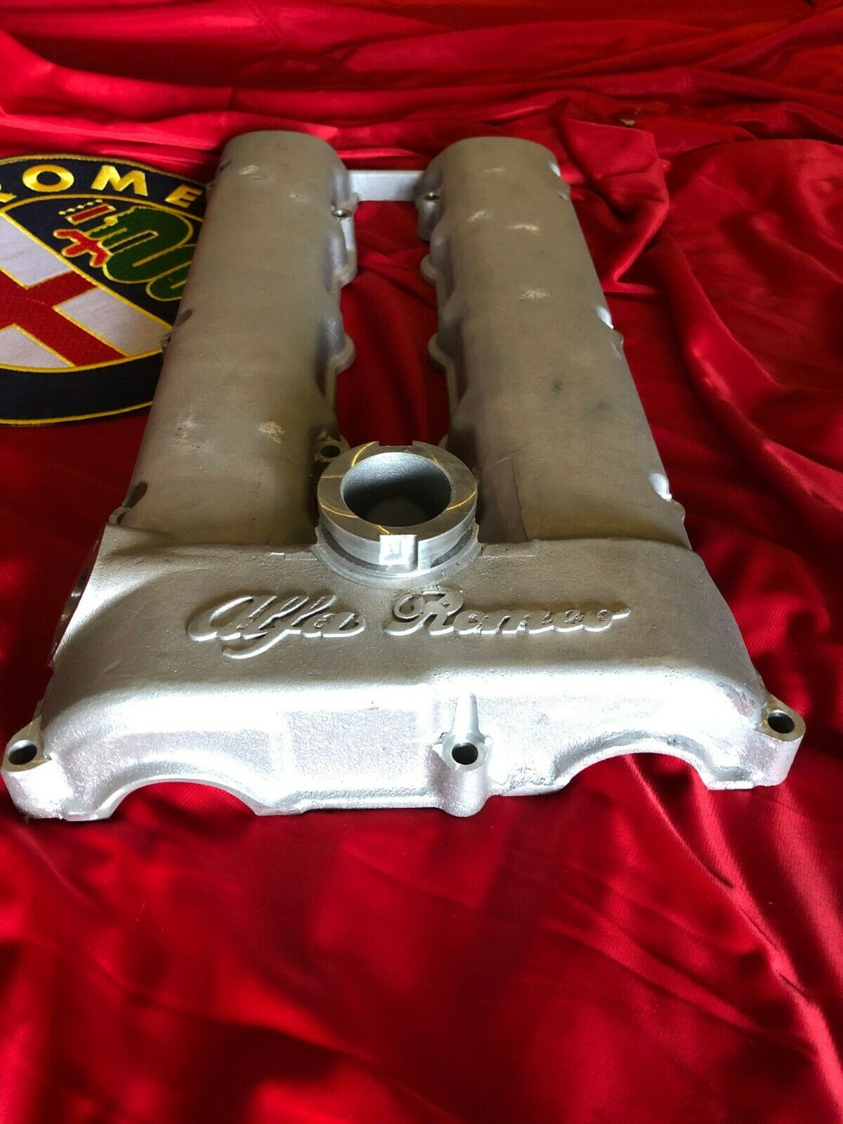 Alfa Romeo 75 T.S. Ventildeckel Zylinderkopf mit 105 er NORD Optik - offen