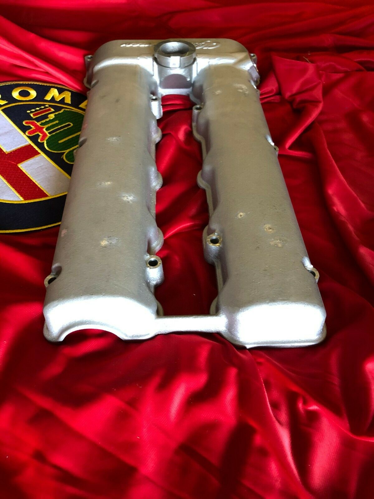 Alfa Romeo 75 T.S. Ventildeckel Zylinderkopf mit 105 er NORD Optik - offen